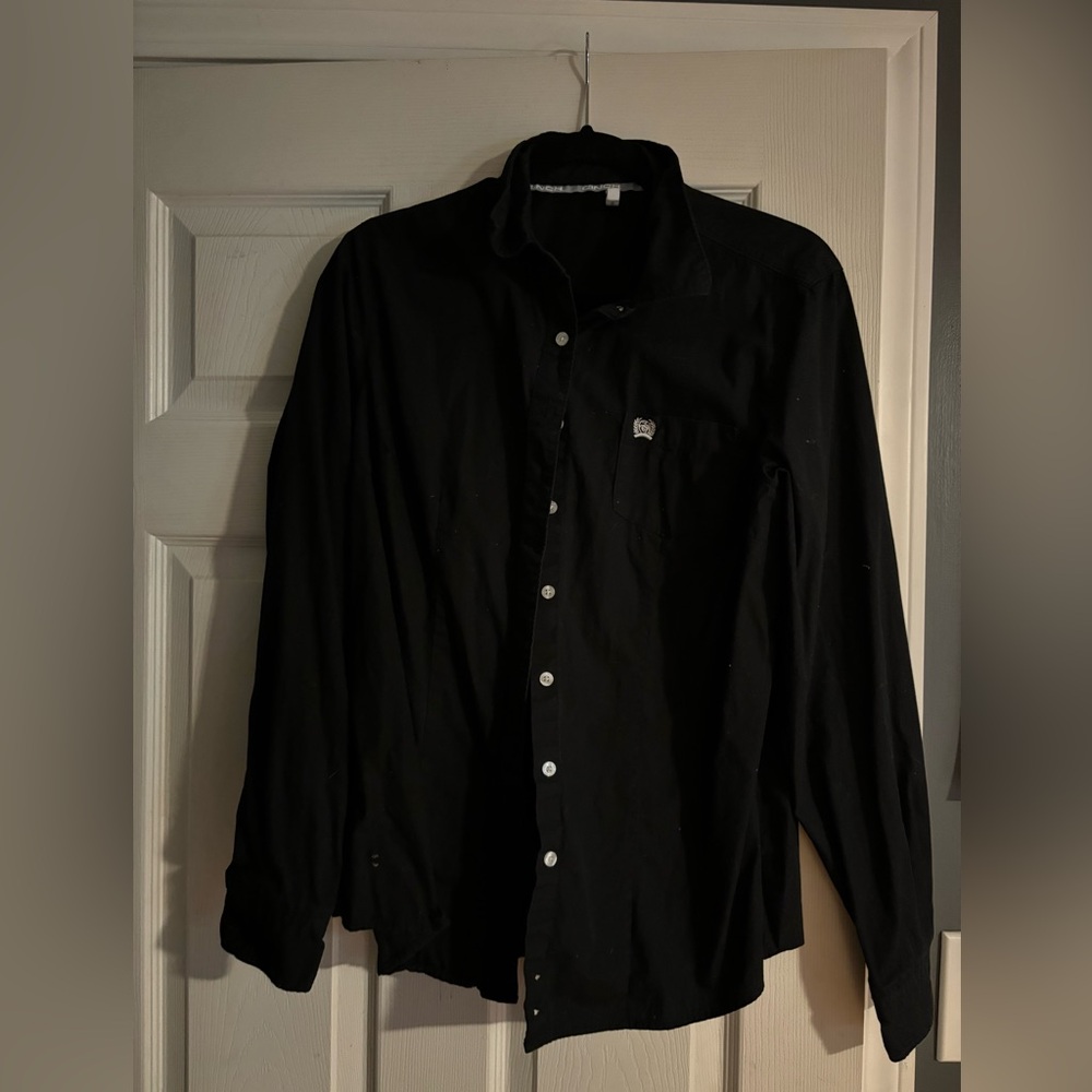 Cinch button down